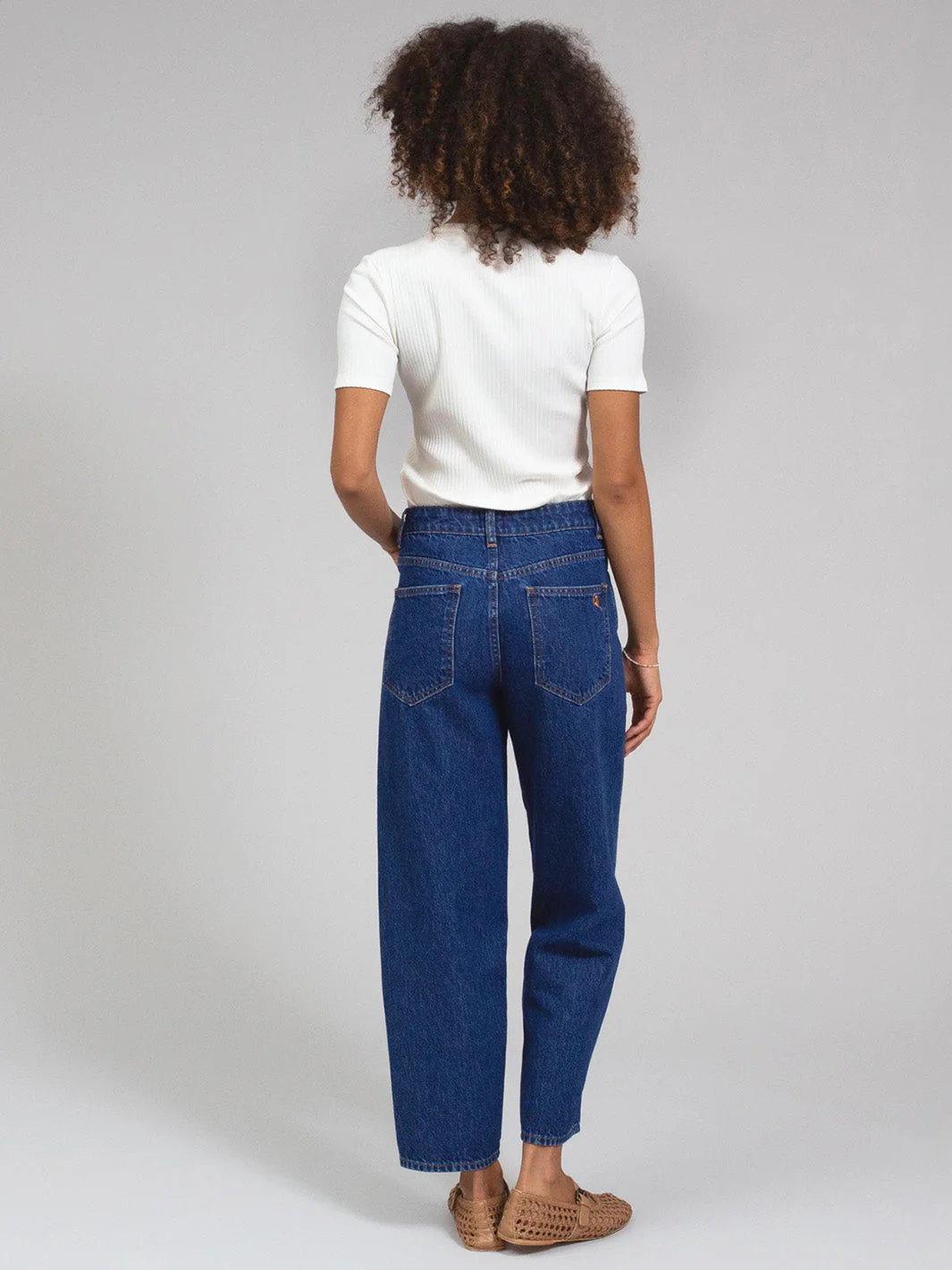Baiter Barrel-Schnitt Knöchellange Jeans - Image 4